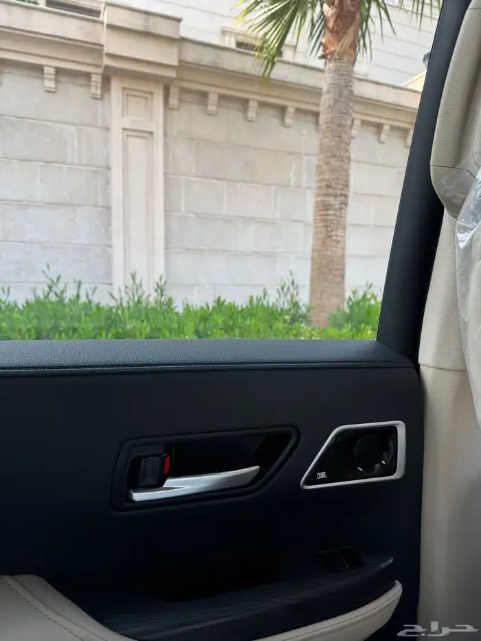 لاندكروزر VX-S 2024جديد 77