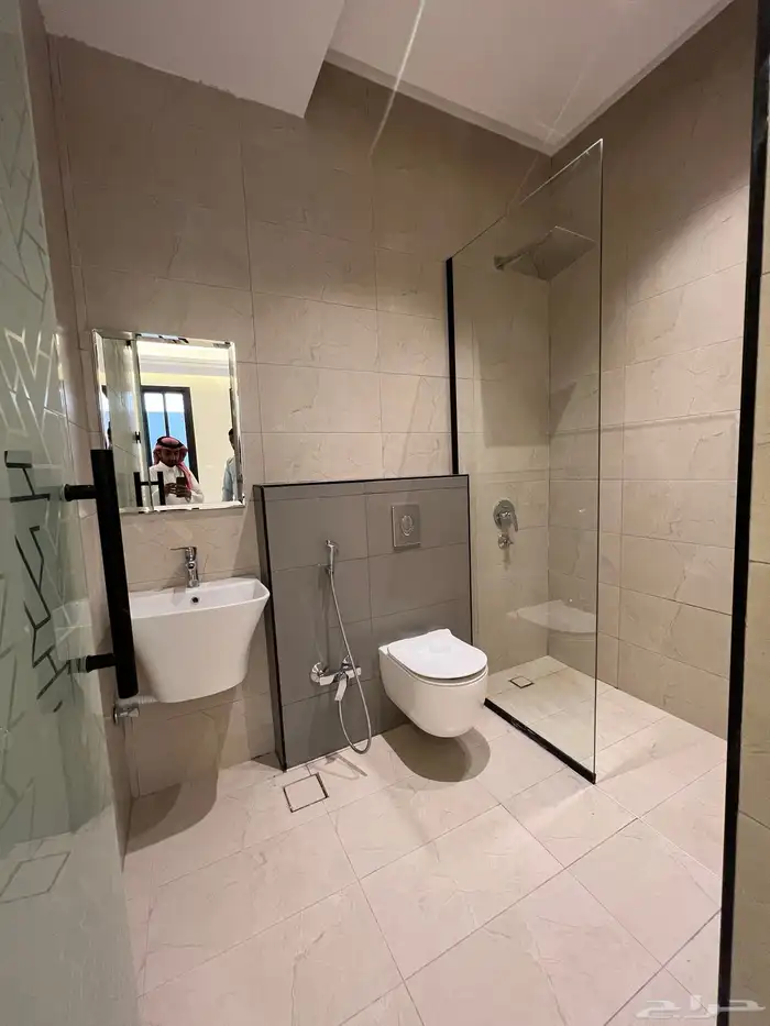 تسهيلات مواد صحيه وكهرباء و سباكه للمطوريين العقاريين 0