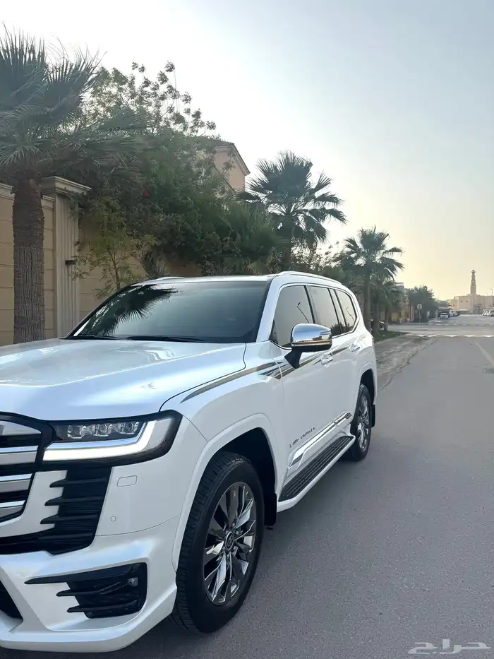 لاندكروزر VX-S 2024جديد 2