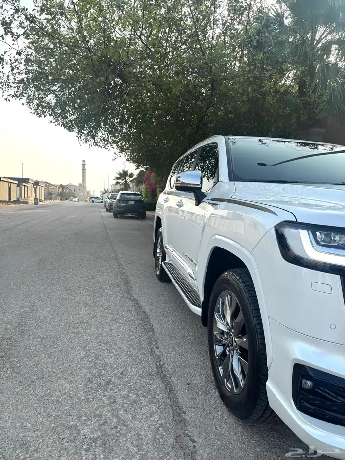 لاندكروزر VX-S 2024جديد 31