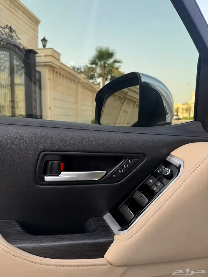 لاندكروزر VX-S 2024جديد 56