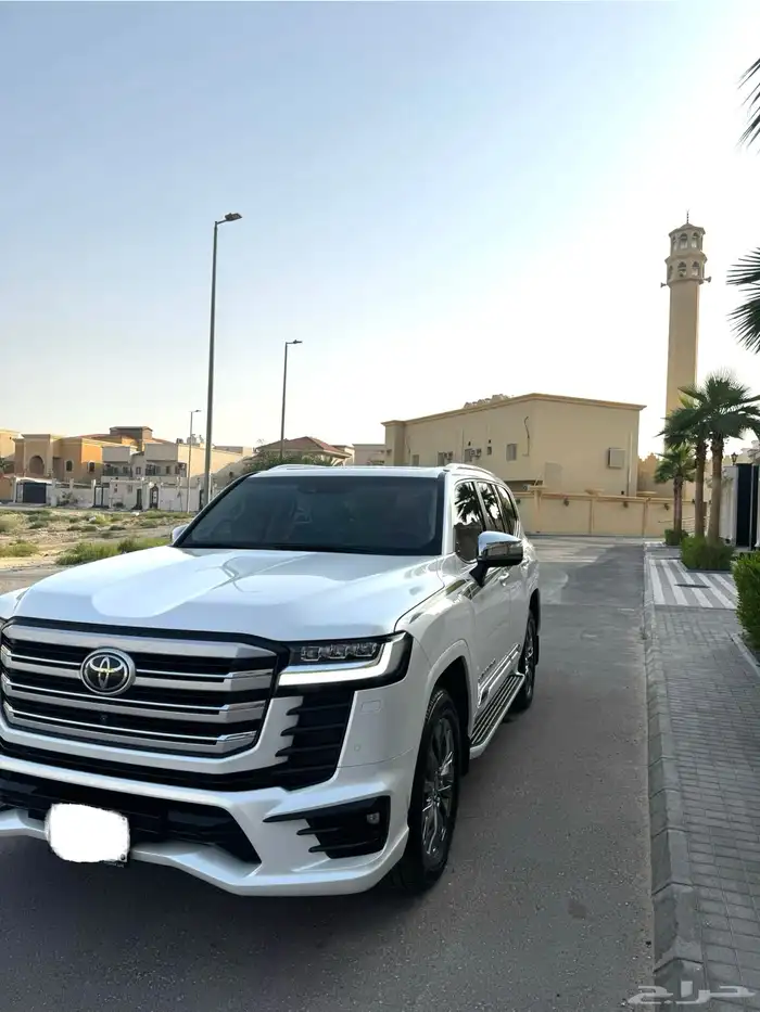 لاندكروزر VX-S 2024جديد 6