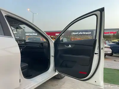 كيا سيراتو(K3) 2024 فل كامل فتحه سقف وارد الصين ( بنزين)1.5L 20