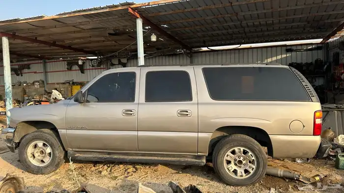 قطع غيار يوكن طويل 2004 تشليح 3