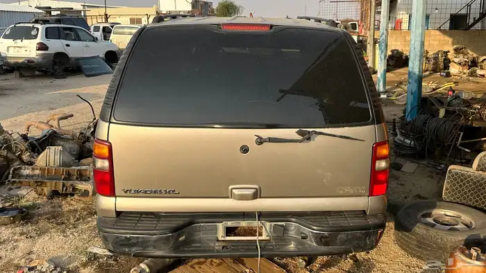 قطع غيار يوكن طويل 2004 تشليح 0