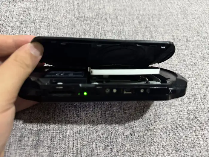 Sony Psp Street With 2 Games 4