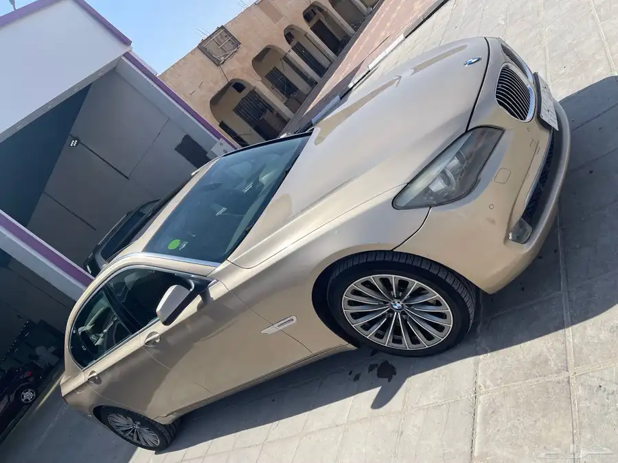 للبيع BMW 730 5