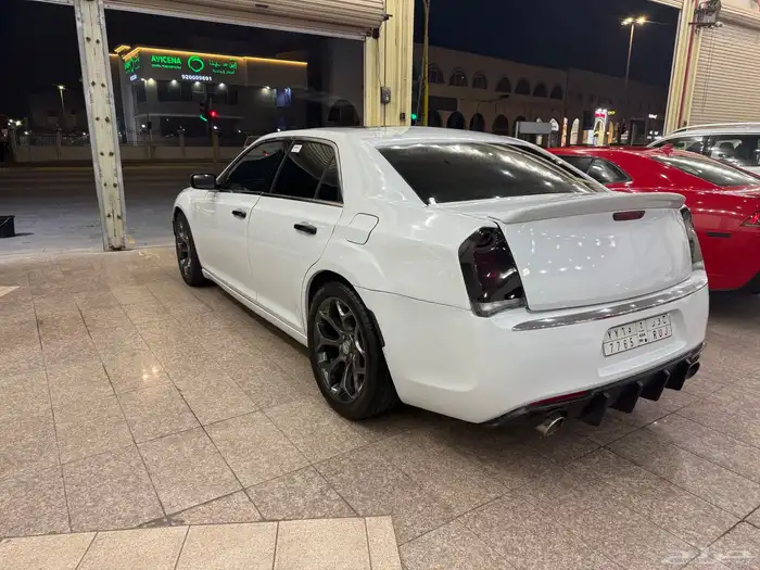 للبيع كرايسلر هيمي محول 2021 اكسيوتيف الموديل 2014 13