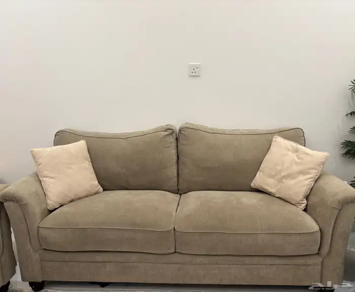 للبيع كنب امريكي مقعدين   3 مقاعد 1