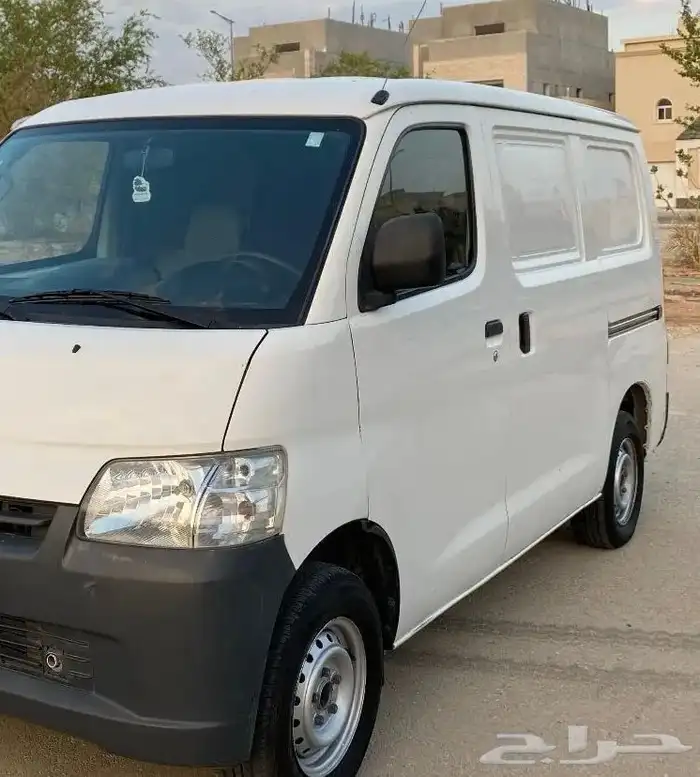 دبابات فان بضاعة ديهاتسو للإيجار 0