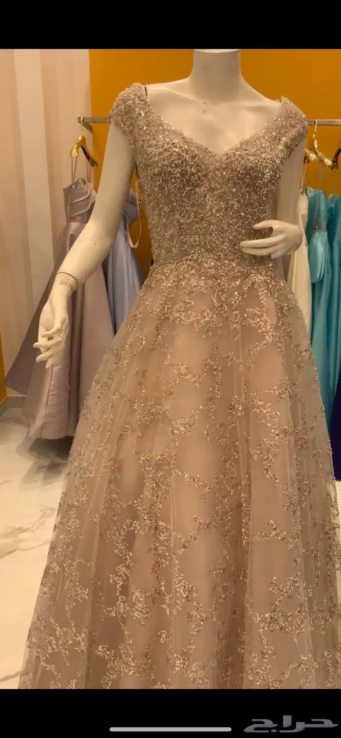 فستان مناسبات وزفاف 1