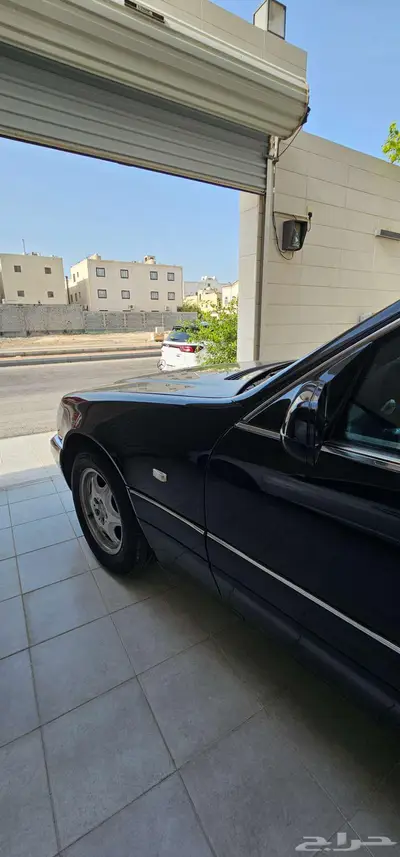 للبيع مرسدس شبح موديل 98 24