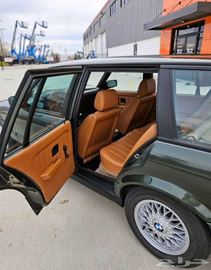 للبيع بي ام دبيلو موديل 1990 BMW 3 series 320i اعلان 4049 8