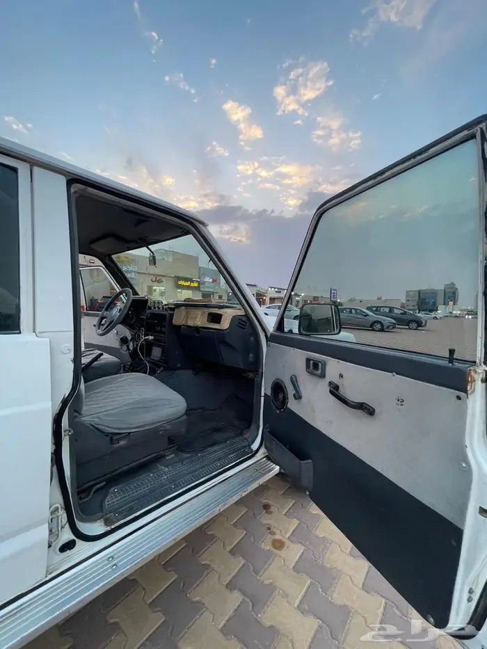 سفاري صالون90 سياحي مكيف واحد مكينه 4500 8