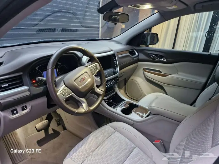 سيارة أكاديا GMC 2023 للتنازل بدون مقابل او الشراء 7