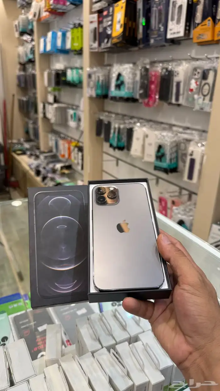 12 برو ماكس 256 0