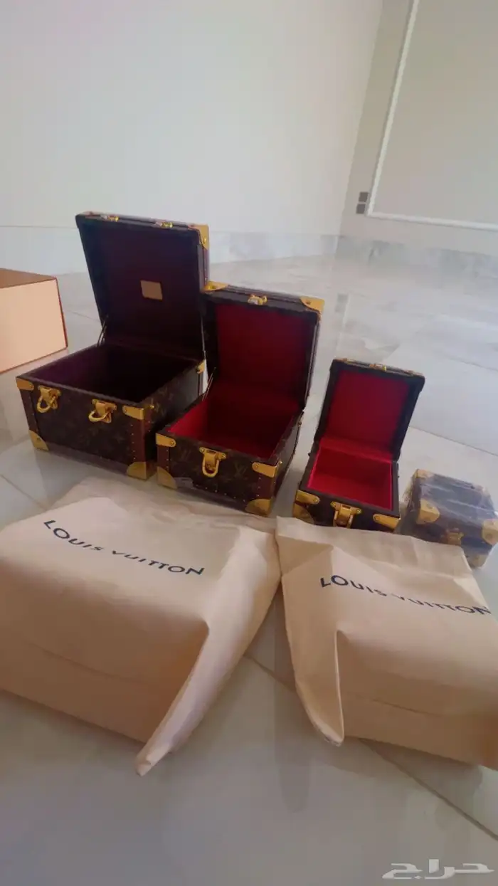 صندوق مجوهرات ومقتنيات فاخرة لويس فيتون LOUIS VUITTON 7