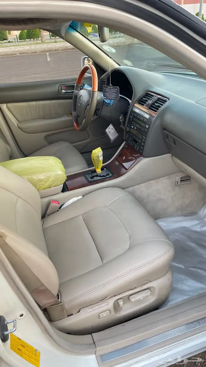 لكزس LS 400 ((مباع )) 18