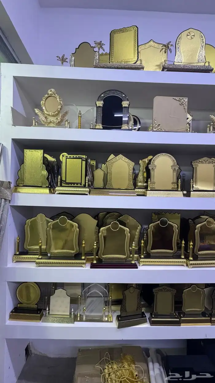 دروع تذكارية 11