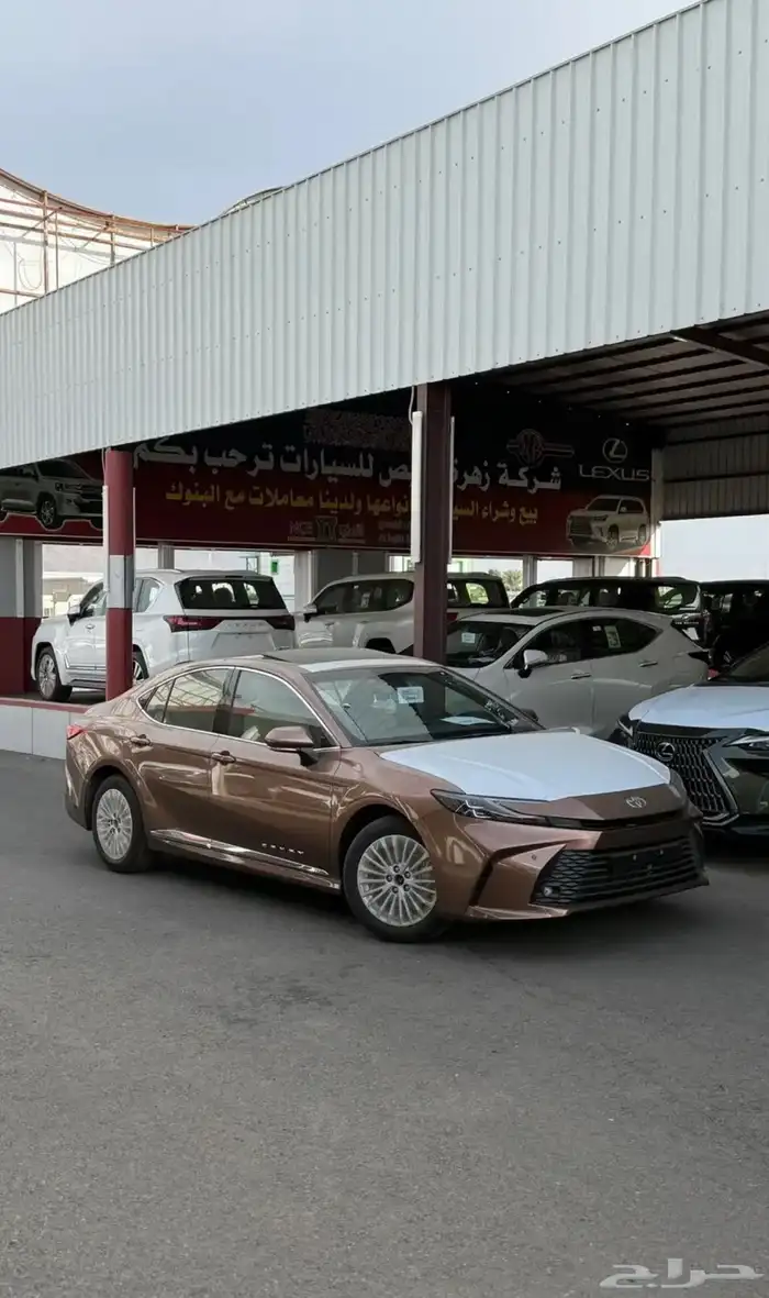 تويوتا كامري LEبنزين 2025 كاش وتقسيط 0