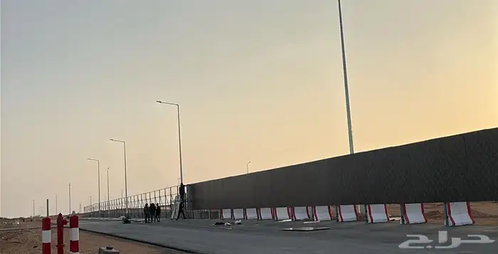 تسوير مشاريع بنر - عالية الجودة 1