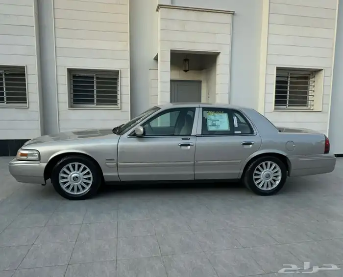 للبيع فورد جراند ماركيز 2010 ماشي 249 ميل (( تم البيع )) 0