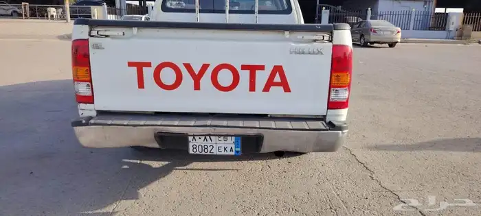 هايلكس 2011 4