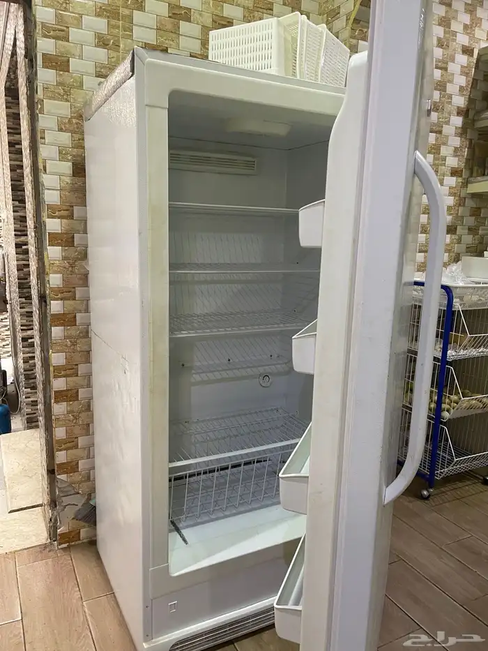 ثلاجه للبيع 0