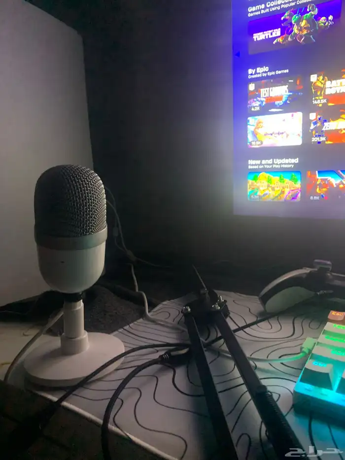 مايك ليزر مع ستاند و مكسر v8 1