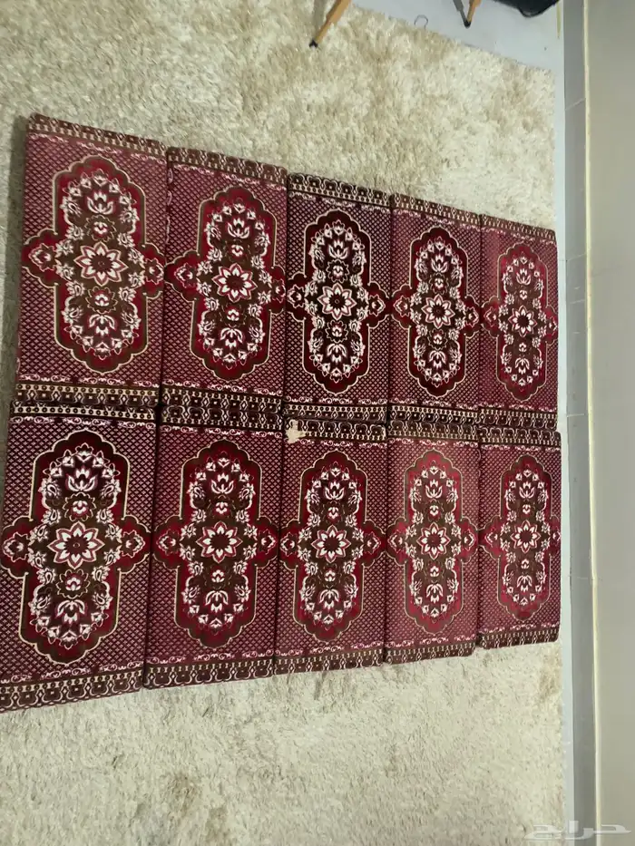مساند قديمه تراثيه نقشه جميله ونظيفه 0