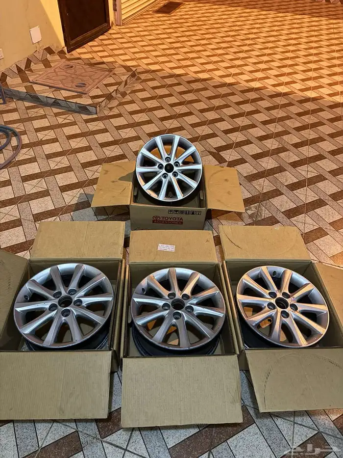 جنوط كامري 2011 -2010 4