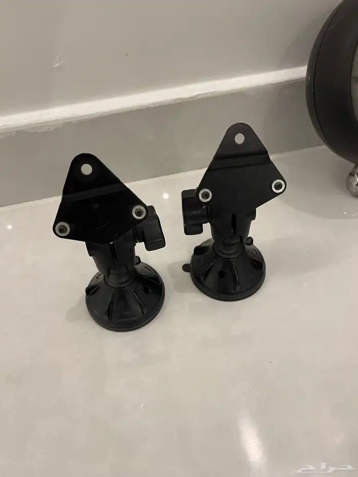 كشافات بوليسية ولمبات سقف واستاند وشماسيات نااادرة 4