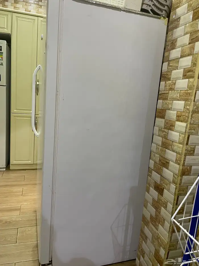 ثلاجه للبيع 3