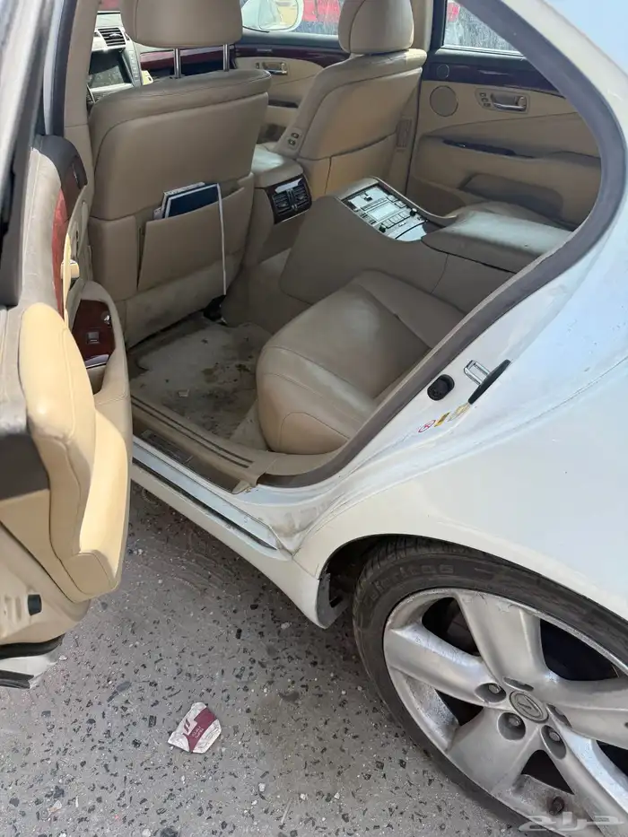 تشليح قطع غيار لكزس VIP خليجي 2