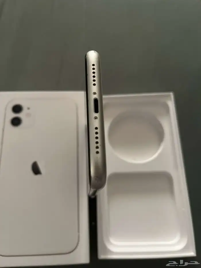 ايفون 11 4