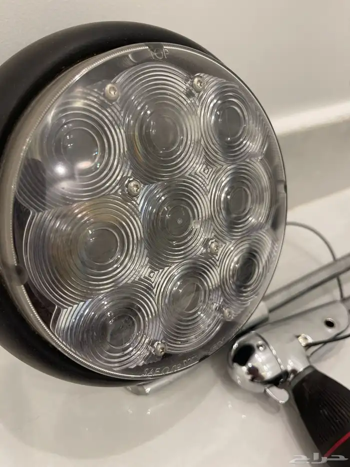 كشافات بوليسية ولمبات سقف واستاند وشماسيات نااادرة 1