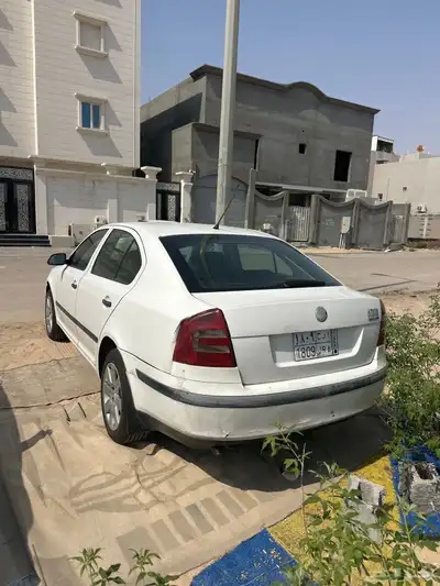 اوكتافيا سكودا 2008 10