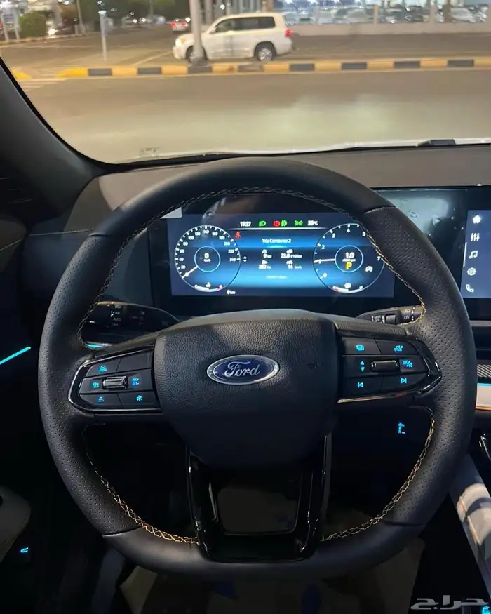 فورد تريتوري بلاك اديشن 2025 10