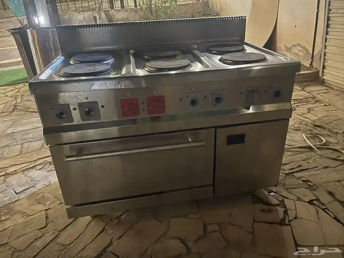 عدة مطعم للبيع 4