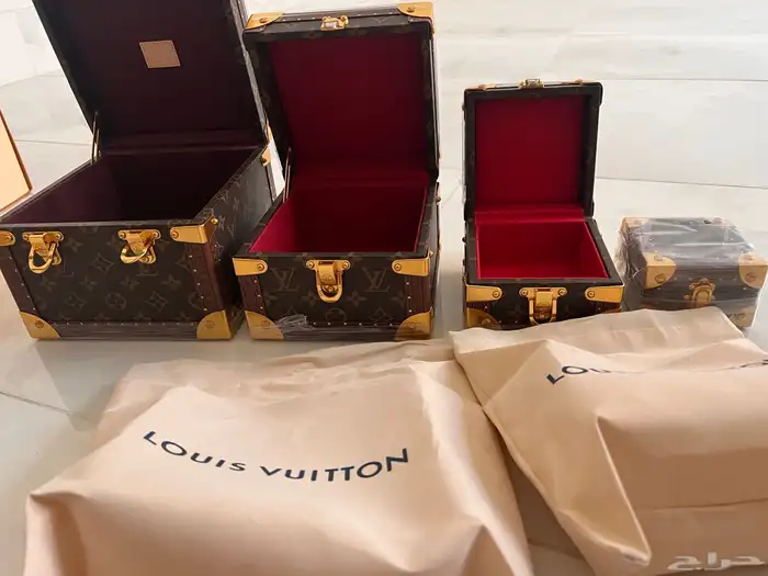 صندوق مجوهرات ومقتنيات فاخرة لويس فيتون LOUIS VUITTON 2