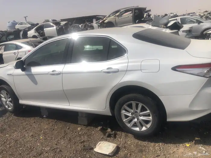 الحائر قطع غيار تويوتا كامري هيبرد 1