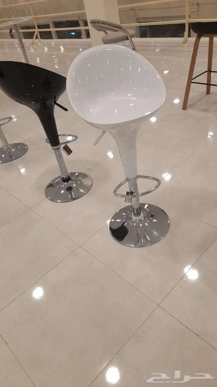 جميع اثاث المكتب متوفر وجميع الكراس في جدة واتساب 24