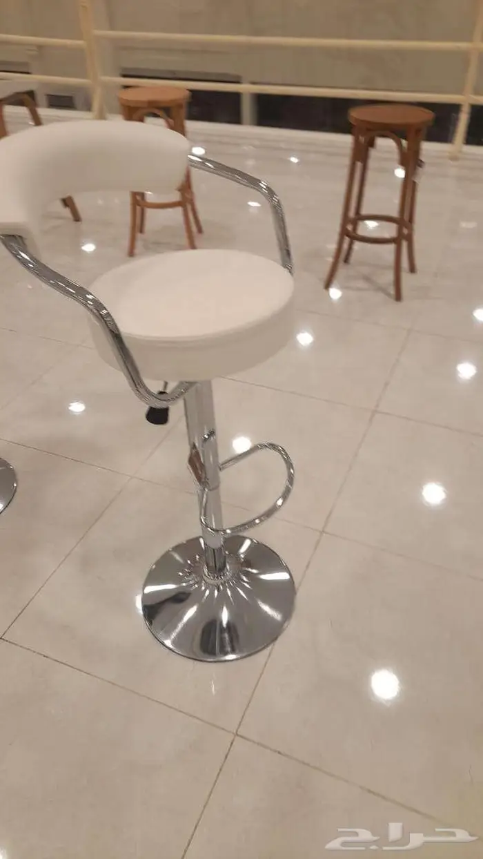 جميع اثاث المكتب متوفر وجميع الكراس في جدة واتساب 14