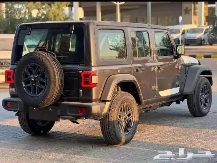 جيب رانجلر اسبورت 1