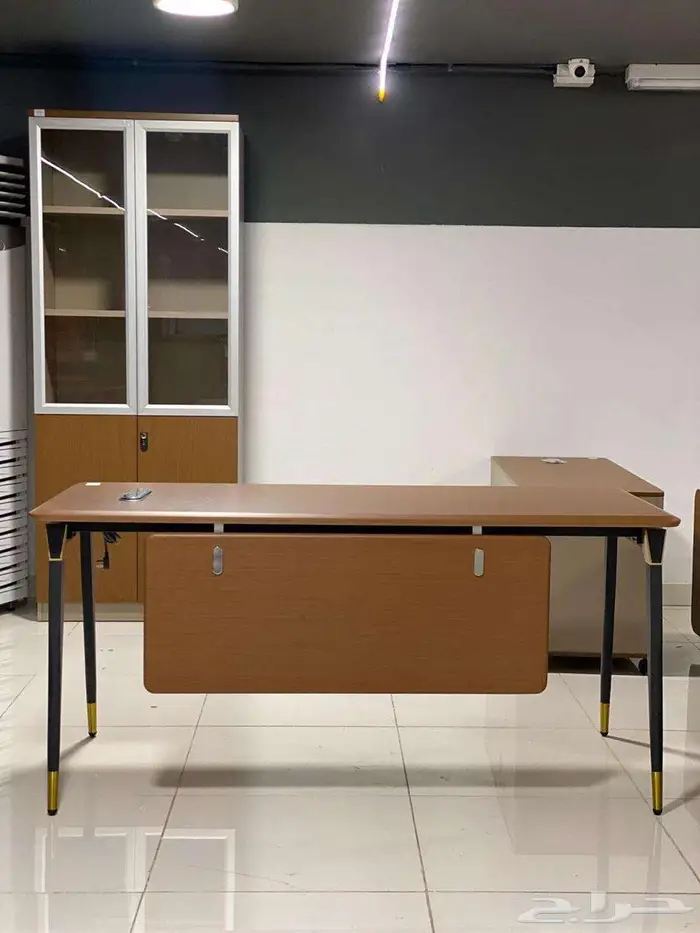 جميع اثاث المكتب متوفر وجميع الكراس في جدة واتساب 4