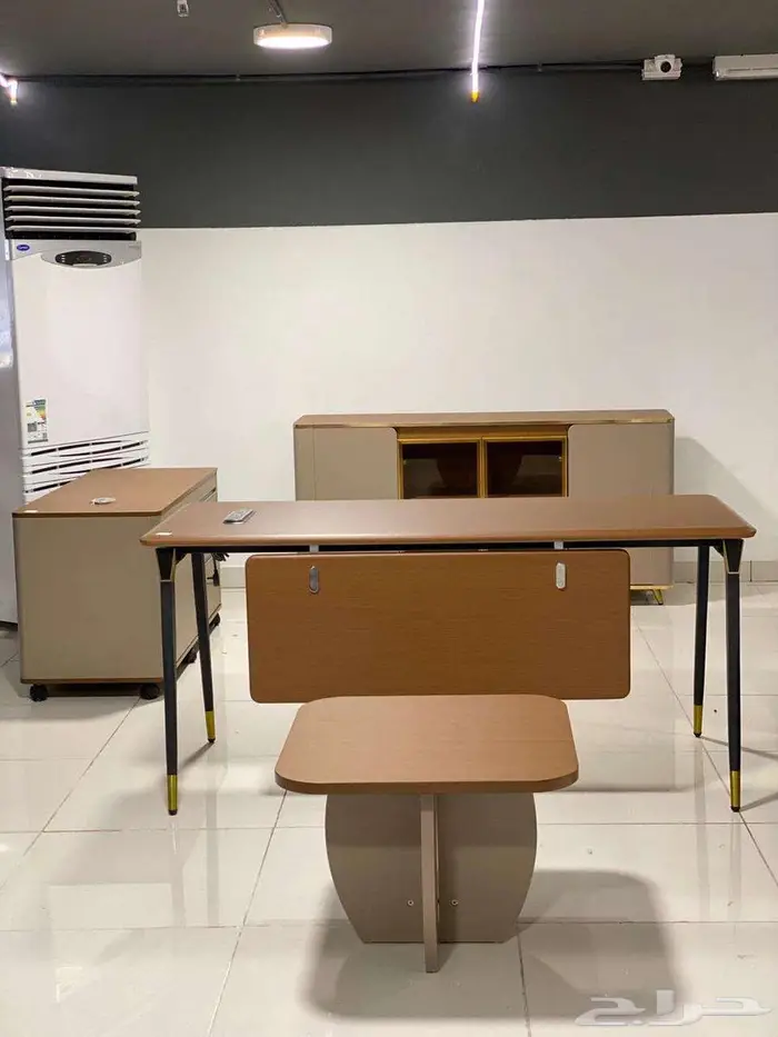 جميع اثاث المكتب متوفر وجميع الكراس في جدة واتساب 2