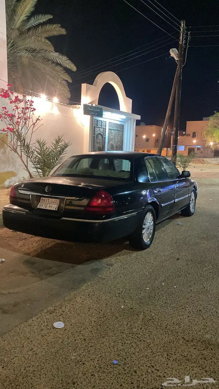 فورد جراند مركيز 2009الون اسود 2