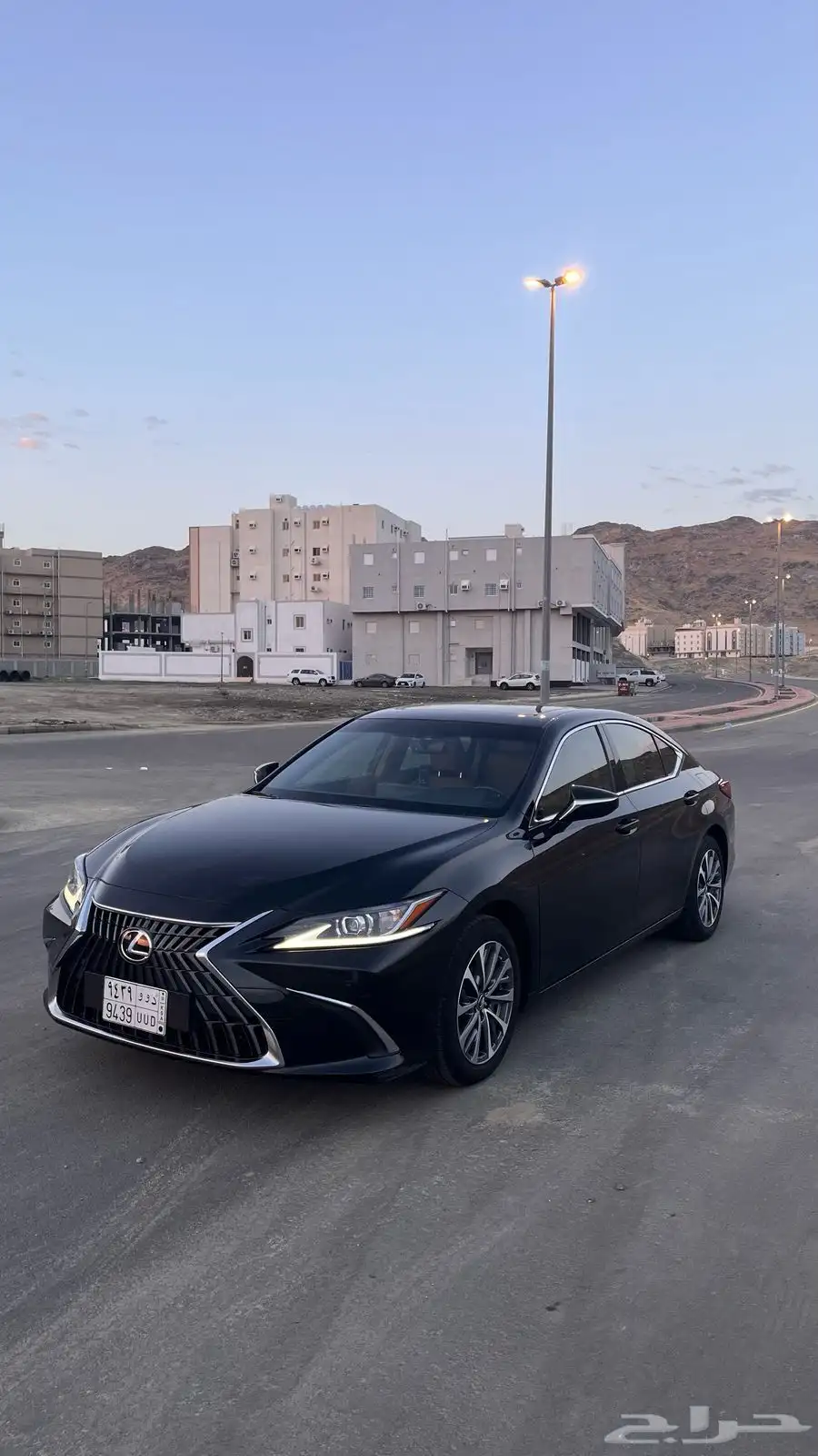 لكزز ES250 2020 اسود 0
