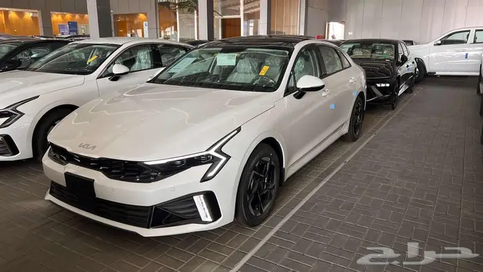 كيا K5 2025 GLS 1