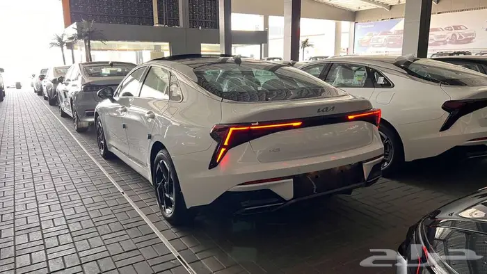 كيا K5 2025 GLS 3